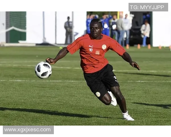 马内引领塞内加尔足球崛起 成为非洲足坛新一代传奇巨星